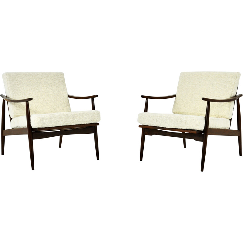 Pair of vintage armchairs in wood and white bouclé fabric, Italy 1960