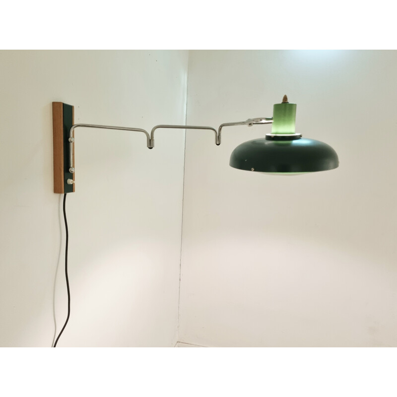 Lampada da parete Ufo di Lakro Amstelveen della metà del secolo scorso, regolabile, di colore verde scuro e verde chiaro.