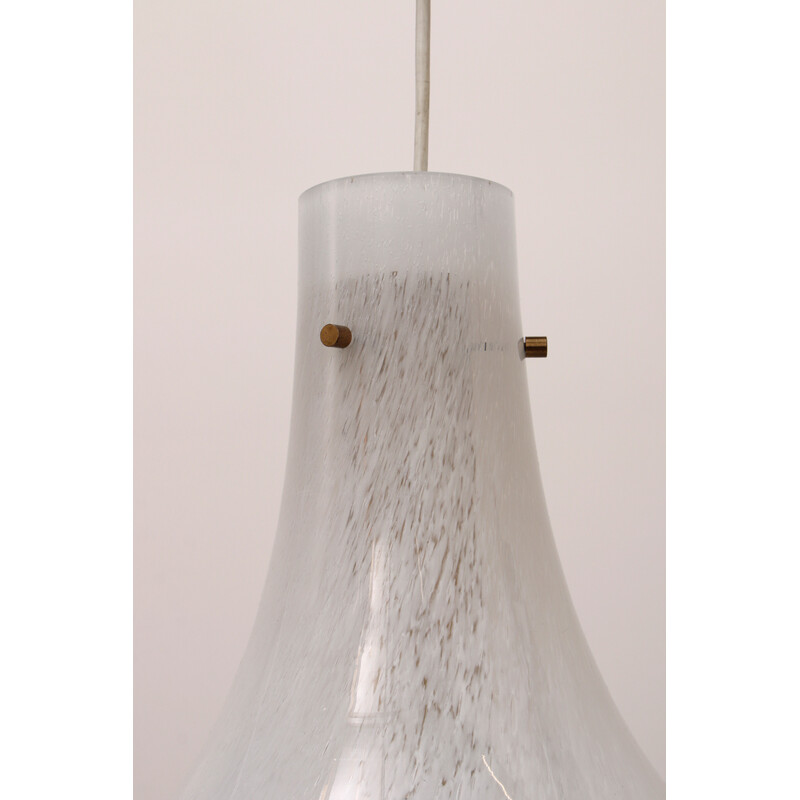 Vinatge hanglamp in wit Murano glas van Glashutte Limburg, Duitsland 1970