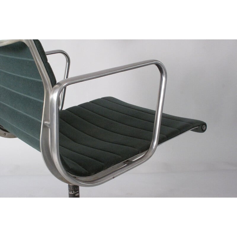 Vintage Ea 108 fauteuil in aluminium van Charles en Ray Eames voor Vitra, 1958