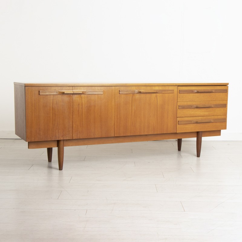 Credenza in teak del Medioevo, anni '60