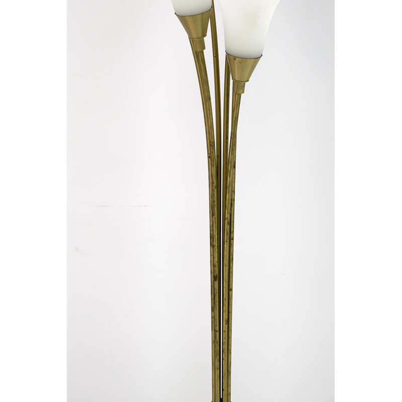 Lampadaire Tulip vintage en verre opalin et laiton doré, Italie 1960