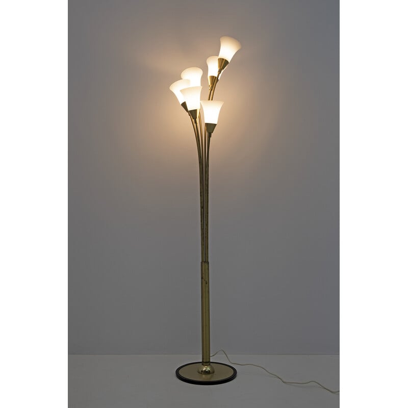 Lampadaire Tulip vintage en verre opalin et laiton doré, Italie 1960