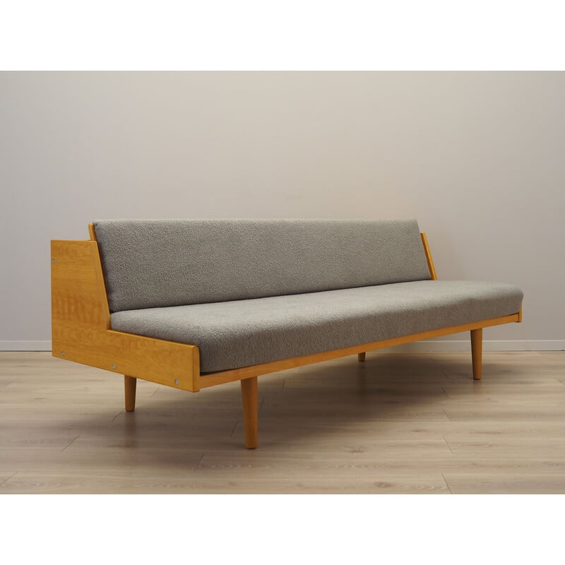 Vintage beechwood Danish sofa by Hans. J. Wegner for Getama, 1960s