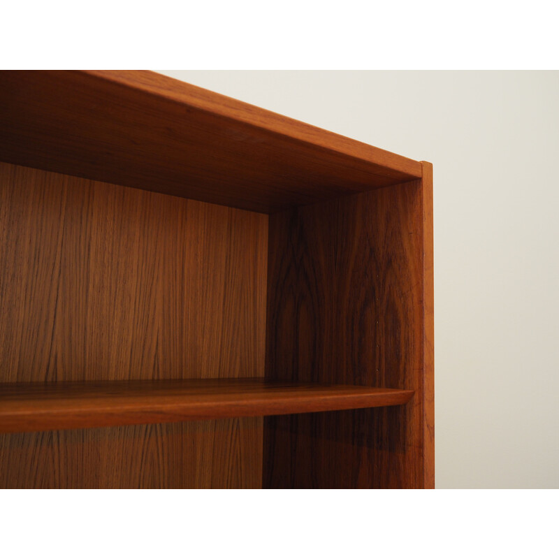 Vintage rosewood bookcase by Hundevad and Co, Denmark 1970