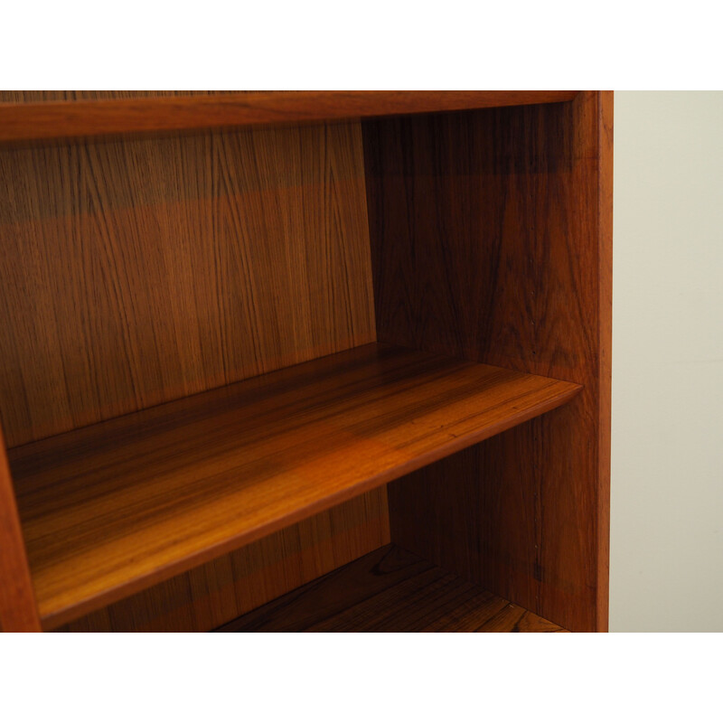 Vintage rosewood bookcase by Hundevad and Co, Denmark 1970