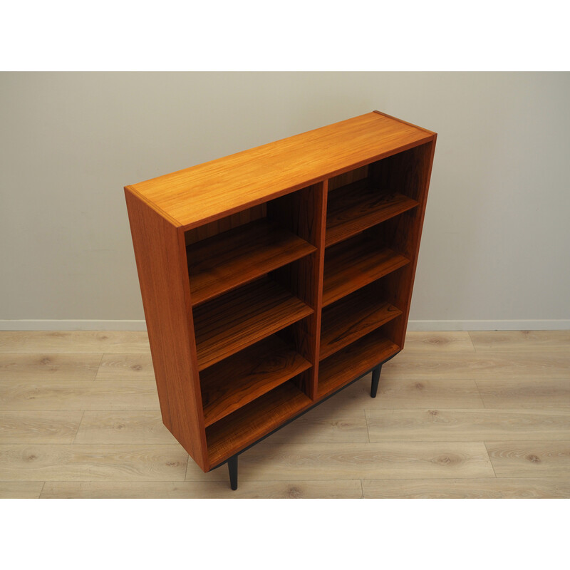 Vintage rosewood bookcase by Hundevad and Co, Denmark 1970