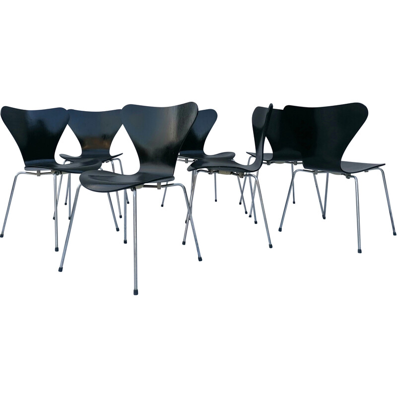 Set of 7 vintage 3107 chairs by Arne Jacobsen for Fritz Hansen