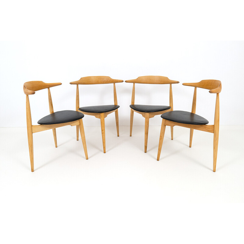 Ensemble de 4 chaises Heart 4104 vintage par Hans Wegner pour Fritz Hansen