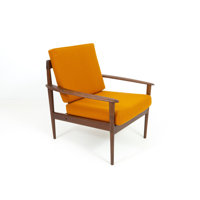 Deense vintage teakhouten fauteuil met bekleding van Grete Jalk voor Poul Jeppesen