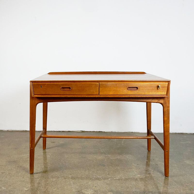 Scandinavian vintage teak desk by Svend Aage Madsen for Sigurd Hansen