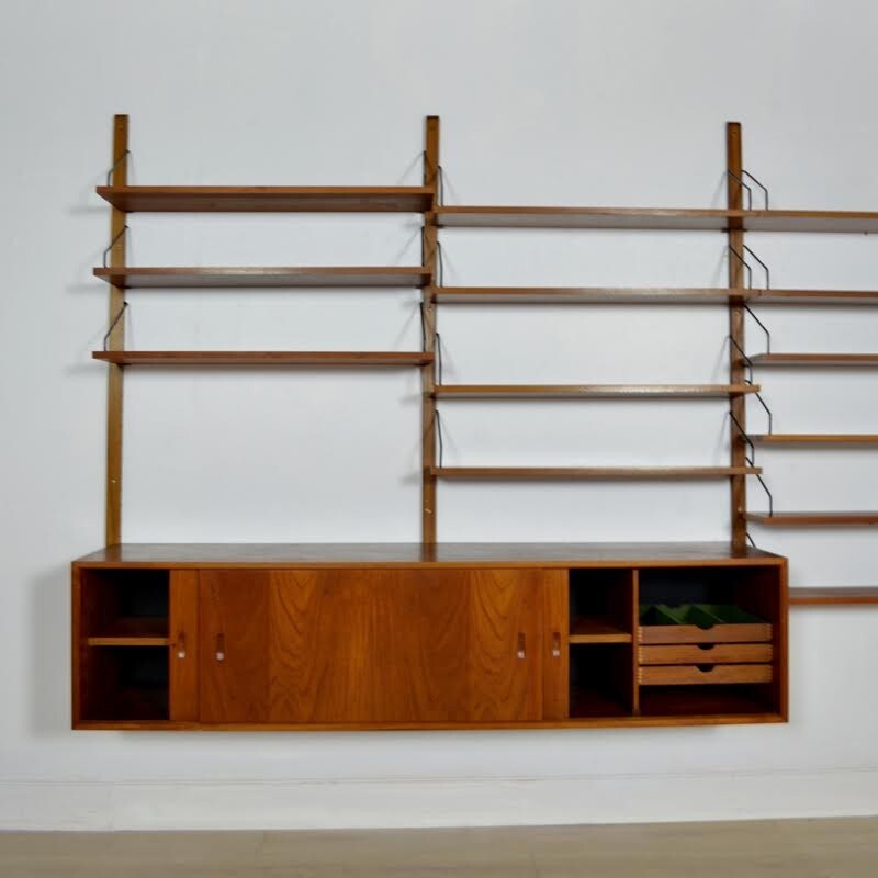 Royal shelving system by Poul Cadovius - 1960s