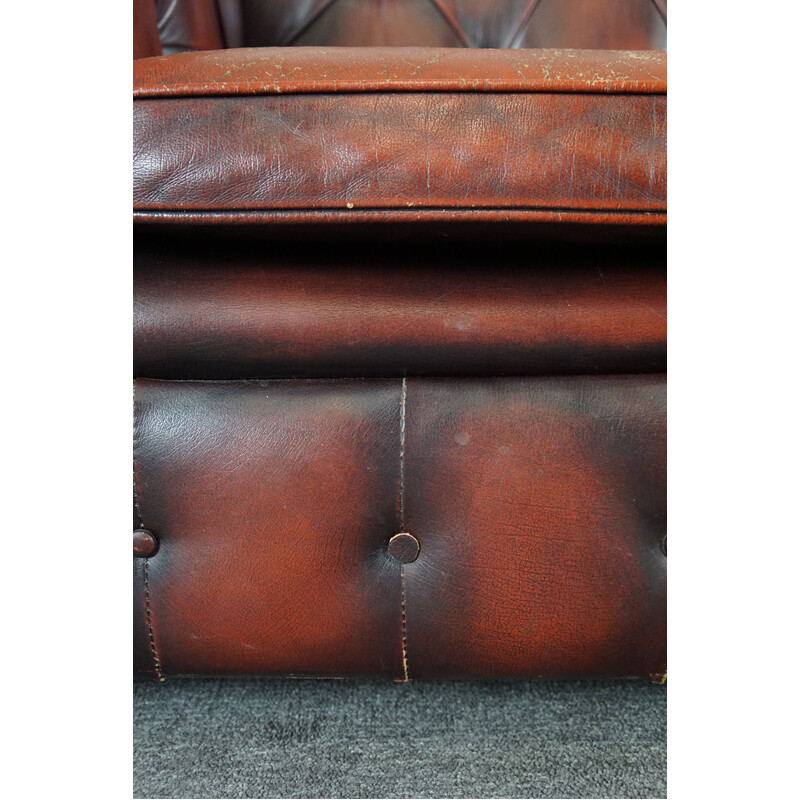 Canapé Chesterfield vintage en cuir de vachette rouge