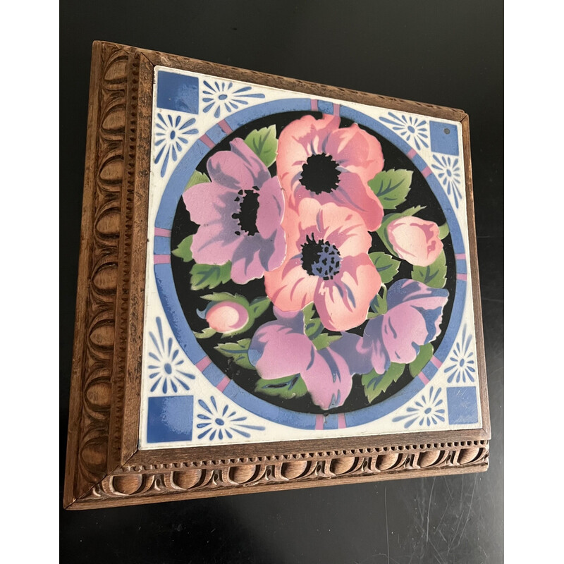 Vintage earthenware trivet, 1920