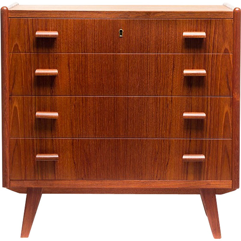 Mid century Danish chest of drawers in teak with curved grips - 1960s