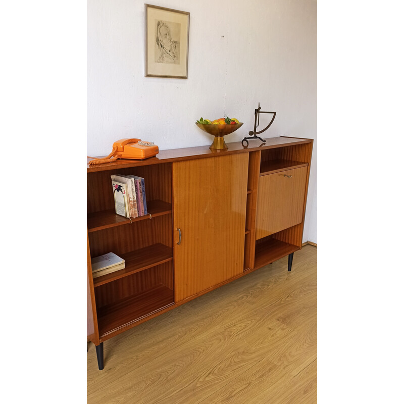 Vintage houten en glazen dressoir, 1970