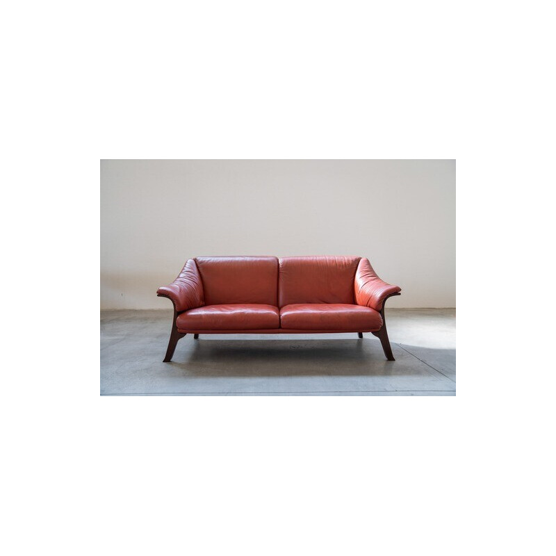 Vintage 2-seater burgundy leather sofa by Frau, 1980-1990