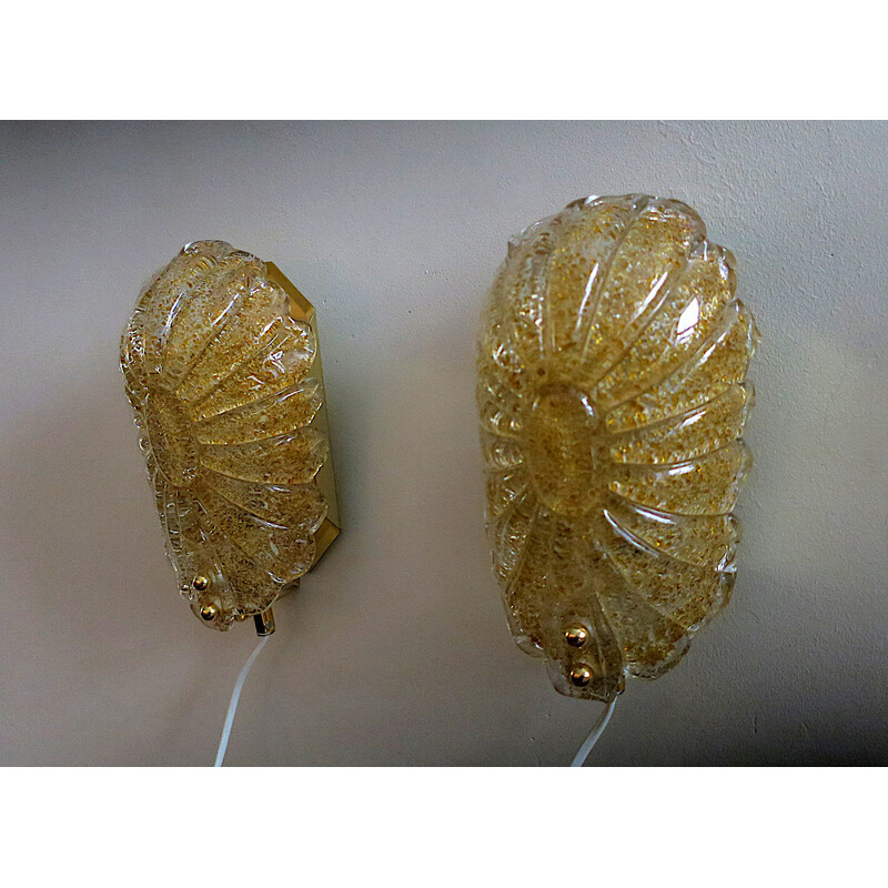 Pareja de apliques vintage de cristal de Murano moteado de oro y latón, Italia 1970