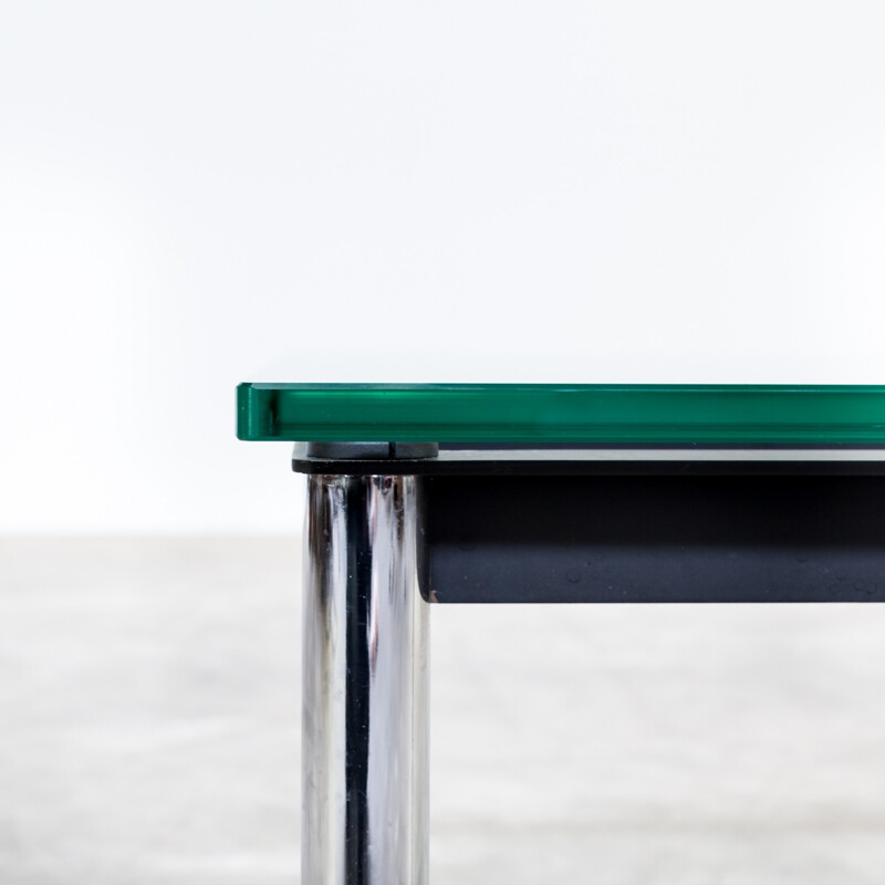 Black coffee table in glass and metal by Le Corbusier produced by Cassina - 1980s