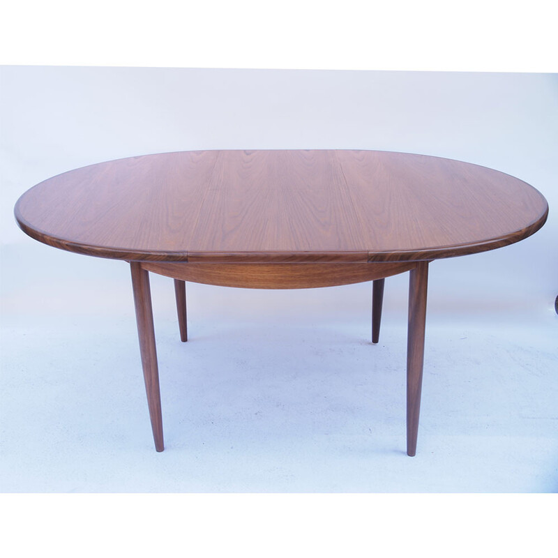 Vintage Scandinavian table with butterfly extension by Gplan