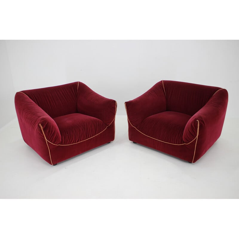 Pair of vintage velvet armchairs, Italy 1970
