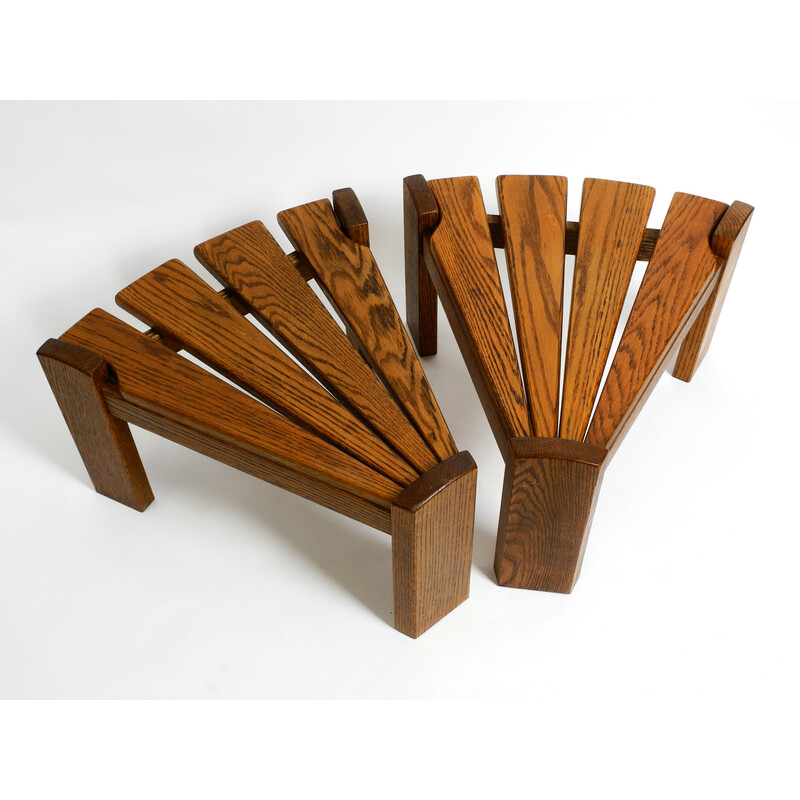 Paire de tables d'appoint vintage en chêne de forme triangulaire par Dittman Co pour Awa Radbound, Pays-Bas