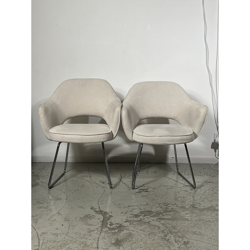 Paire de chaises vintage par Eero Saarinen pour l'Unesco, 1957