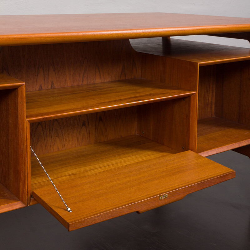 Vintage teak desk model 75 by Gunni Omann for Omann Jun's Møbelfabrik, Denmark 1960s