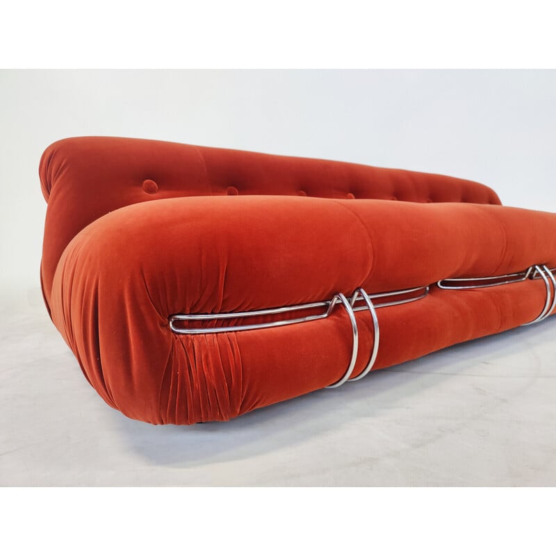 Mid-century orange Soriana three-seater sofa by Tobia and Afra Scarpa for Cassina, 1970s