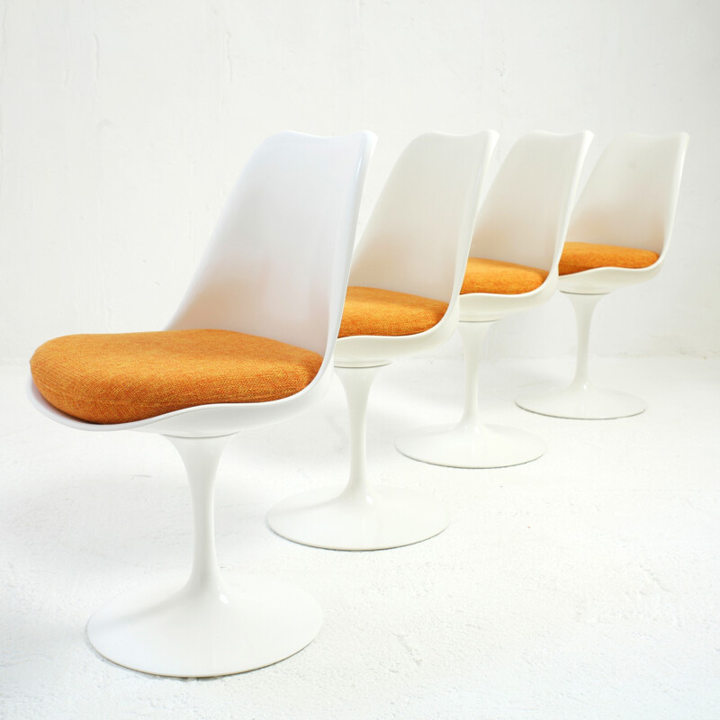 4 swivel tulip chairs by Eero Saarinen design for Knoll International - 1970s
