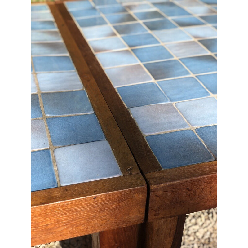 Pareja de mesas de centro vintage de madera maciza y cerámica, 1960