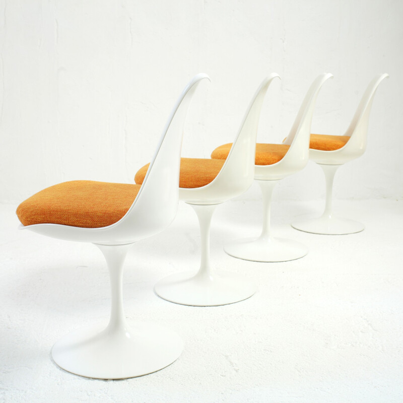 4 swivel tulip chairs by Eero Saarinen design for Knoll International - 1970s