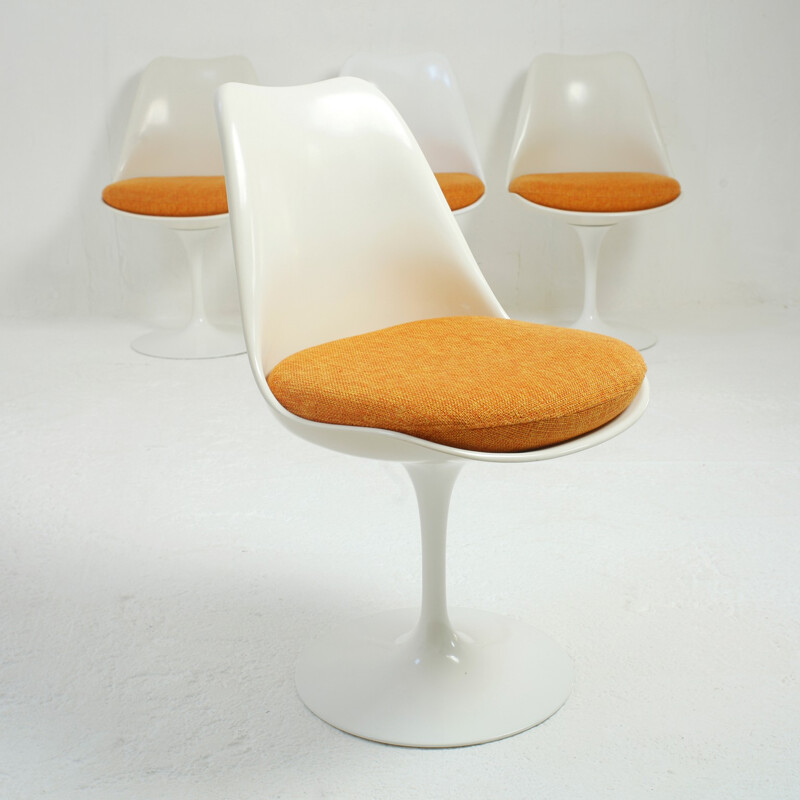 4 swivel tulip chairs by Eero Saarinen design for Knoll International - 1970s