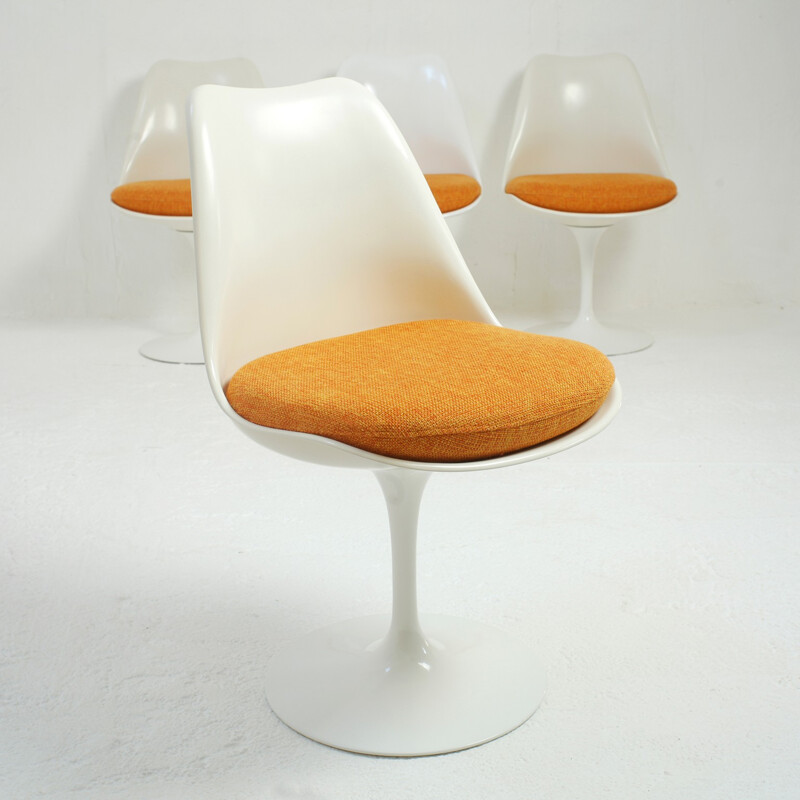 4 swivel tulip chairs by Eero Saarinen design for Knoll International - 1970s