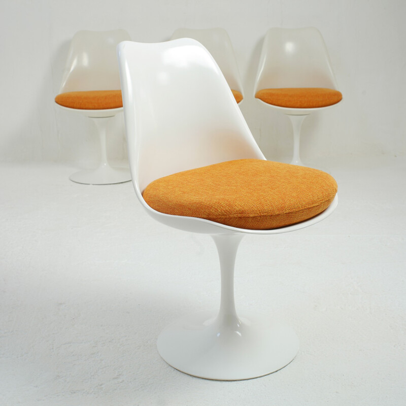 4 swivel tulip chairs by Eero Saarinen design for Knoll International - 1970s