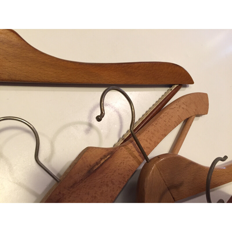 Set of 4 vintage wooden hangers by Unic, France