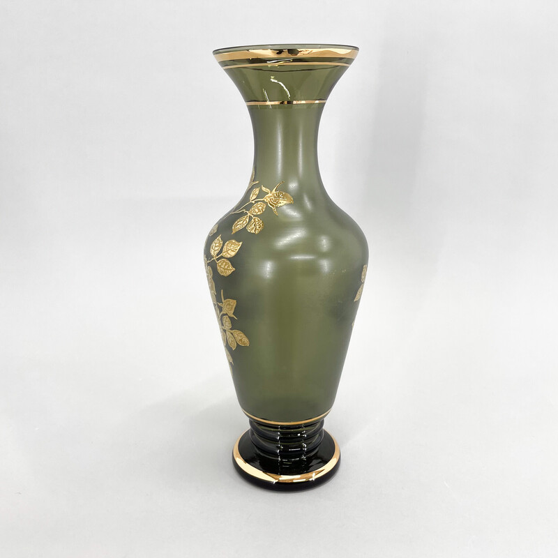 Vase vintage en verre vert avec décor doré, Tchécoslovaquie 1960