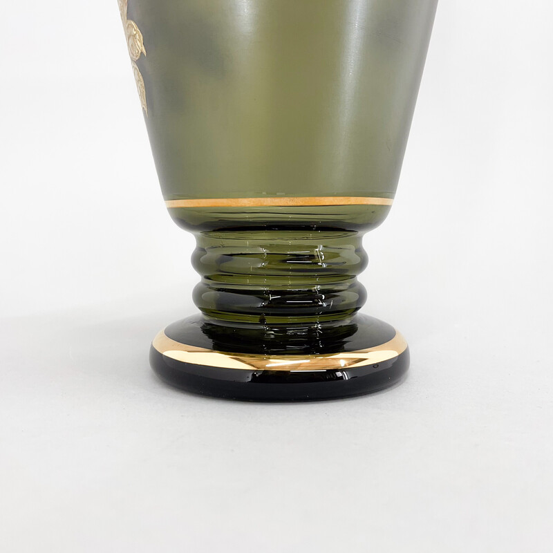 Vaso vintage in vetro verde con decori dorati, Cecoslovacchia 1960