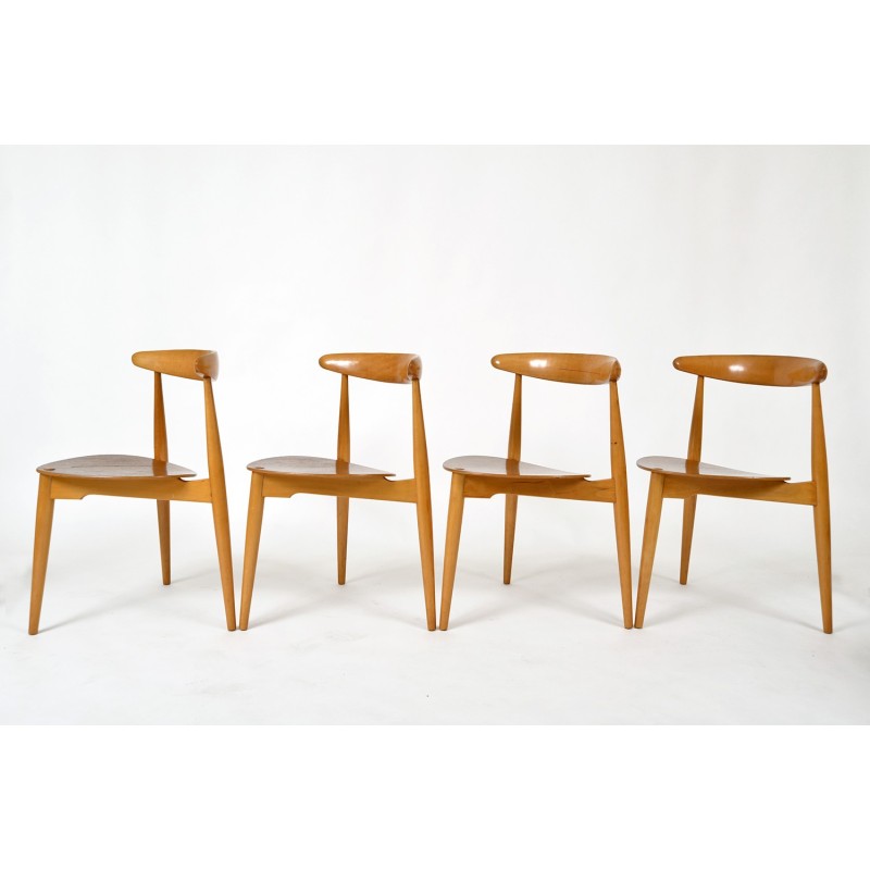 Vintage Fh4103 Heart dining chairs by Hans Wegner for Fritz Hansen, Denmark 1950s