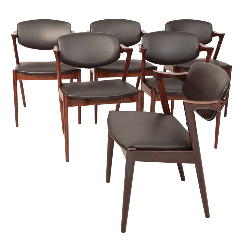 Ensemble de 6 chaises en cuir noir et palissandre,  Kai Kristiansen pour Schou Andersen - 1950
