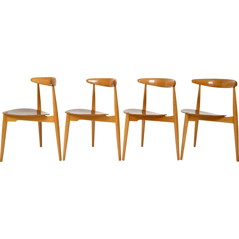 Vintage Fh4103 Heart dining chairs by Hans Wegner for Fritz Hansen, Denmark 1950s