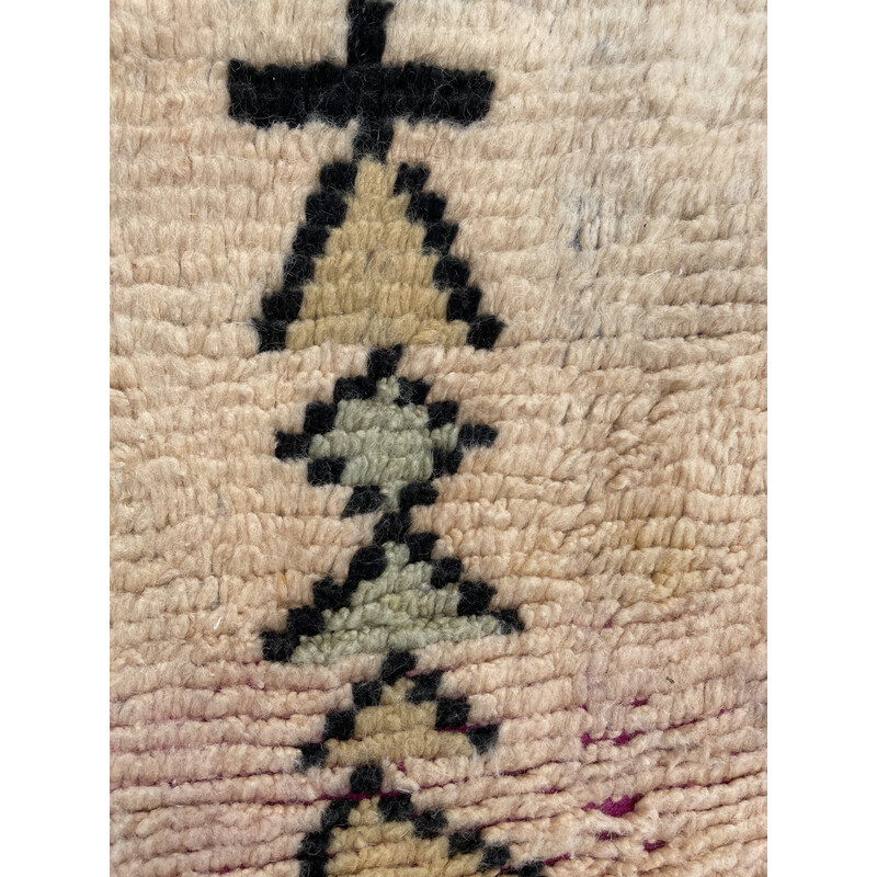 Vintage Berber boujad rug