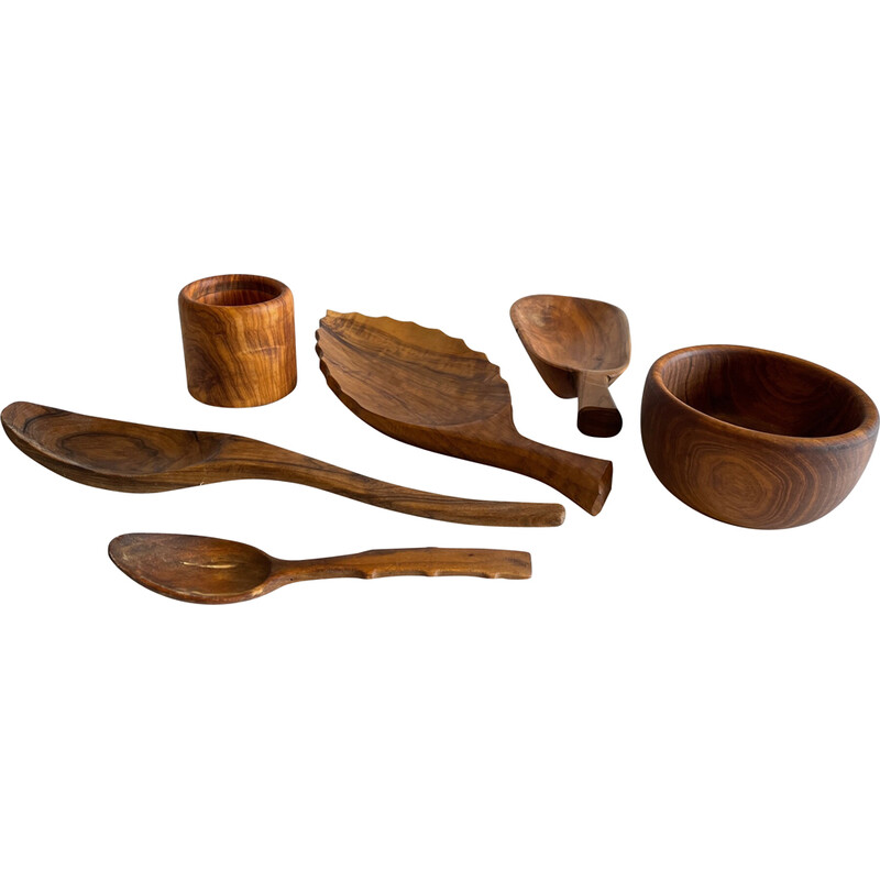 Set di piatti in legno vintage