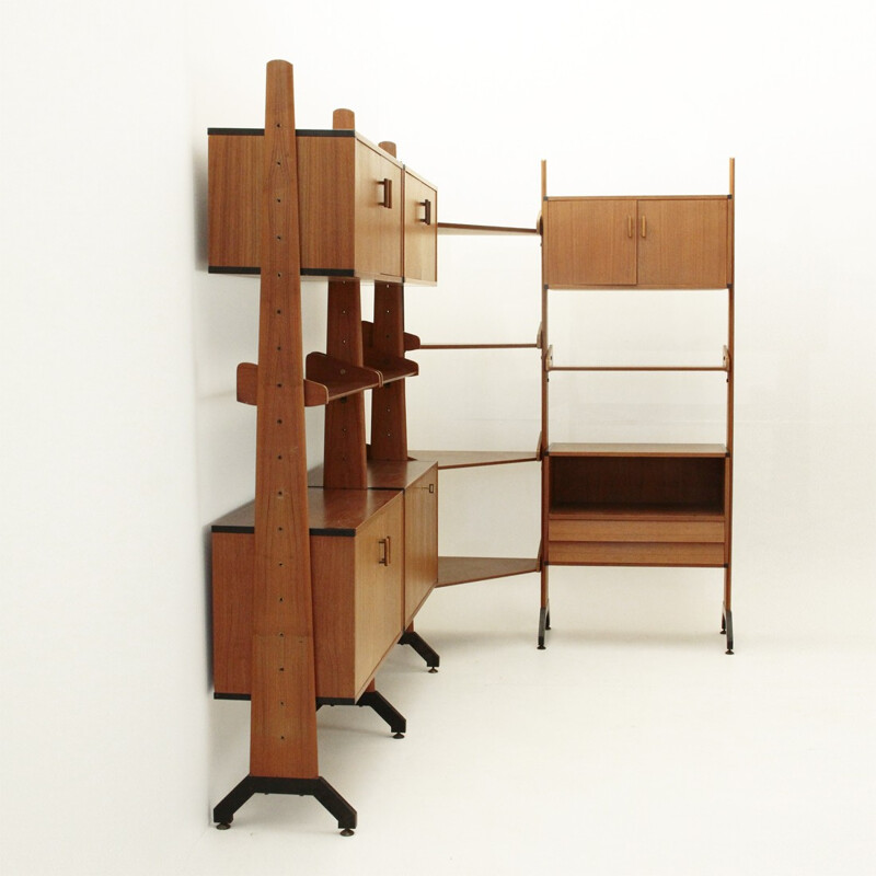 Meuble d'angle de rangement italien par Av Arredamenti Contemporanei - 1960