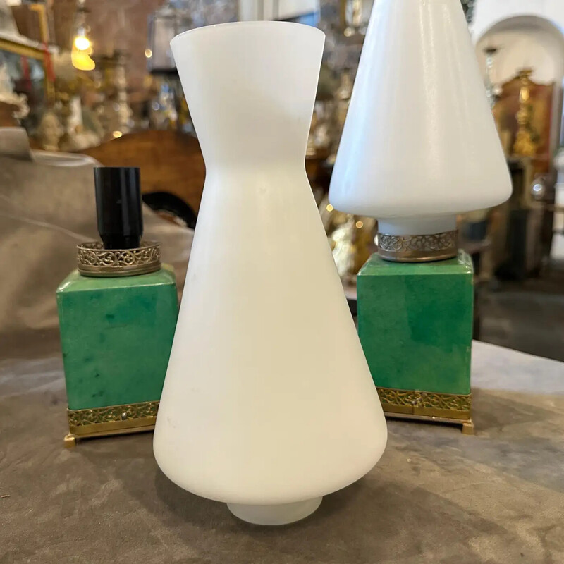 Paire de lampes de chevet vintage en laiton et peau de chèvre verte par Aldo Tura, 1950