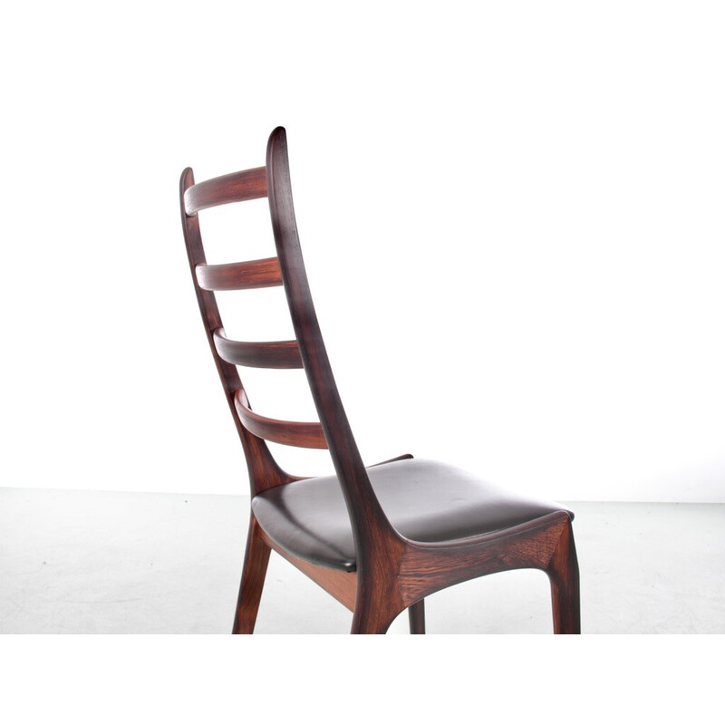 Set of 4 Scandinavian vintage chairs in Rio rosewood