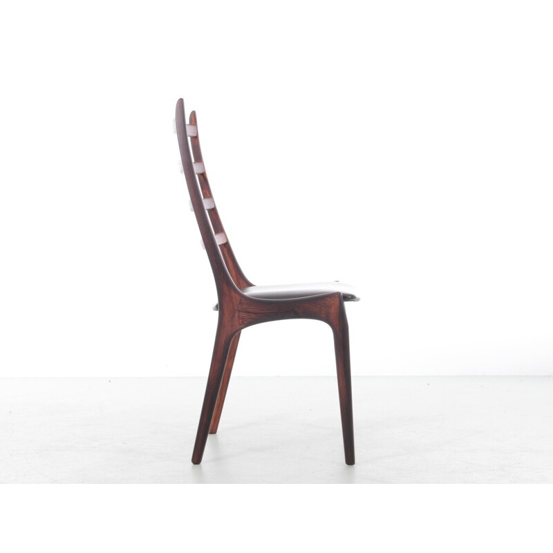 Set of 4 Scandinavian vintage chairs in Rio rosewood