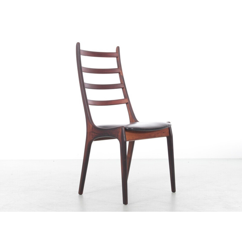 Set of 4 Scandinavian vintage chairs in Rio rosewood