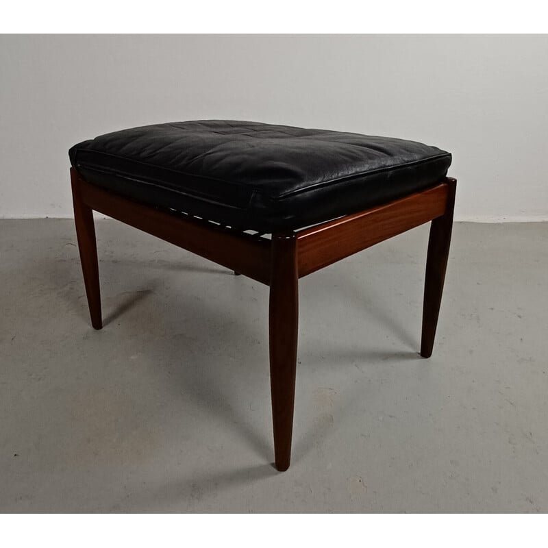 Vintage model 121 rosewood footrest by Kai Kristiansen for Magnus Olesen, 1960s