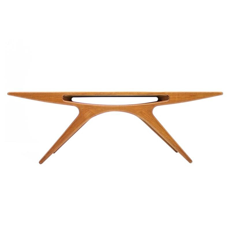 Grande table Smile en teck par Johannes Andersen - 1950